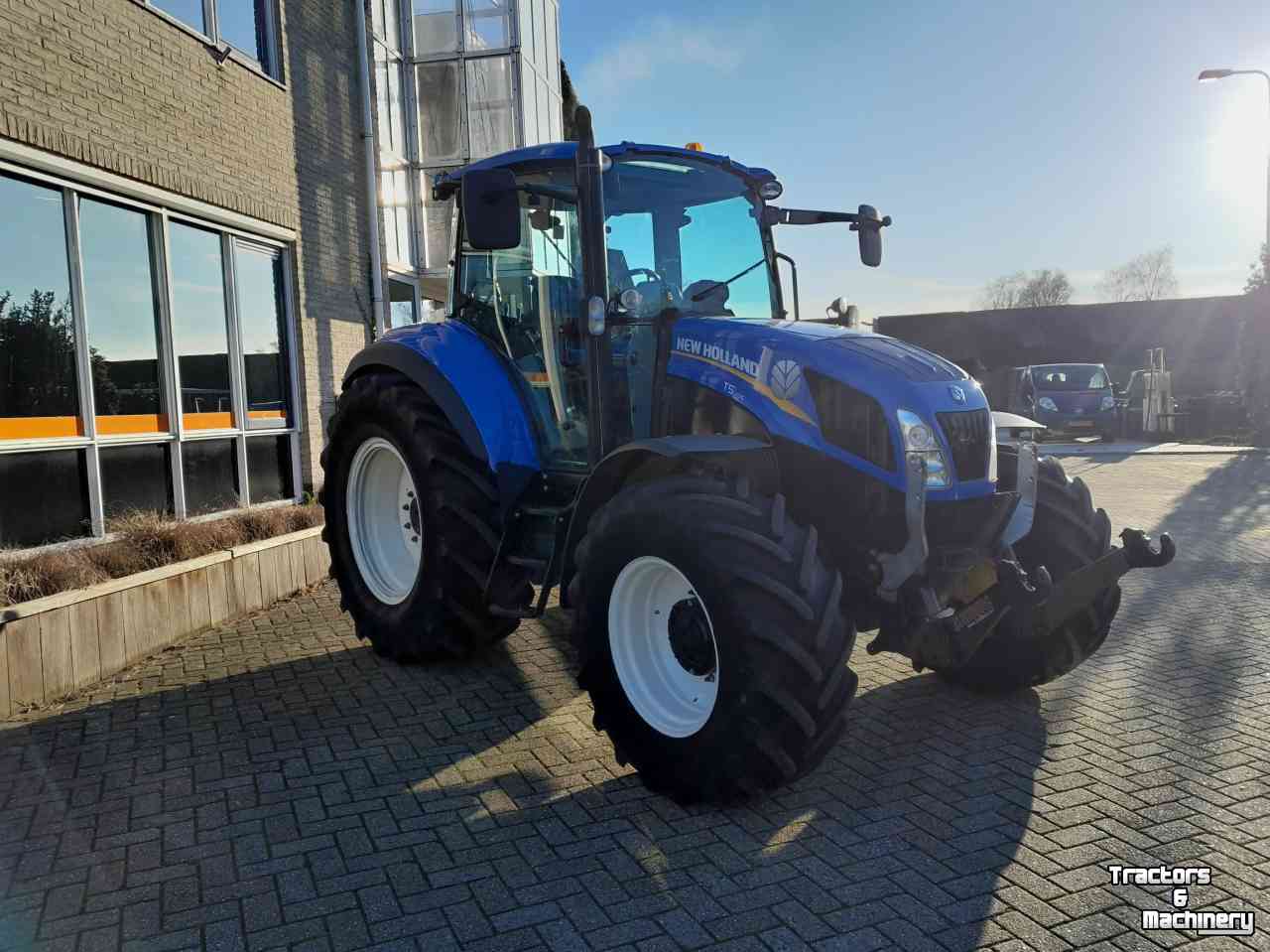 Tractors New Holland T5.105