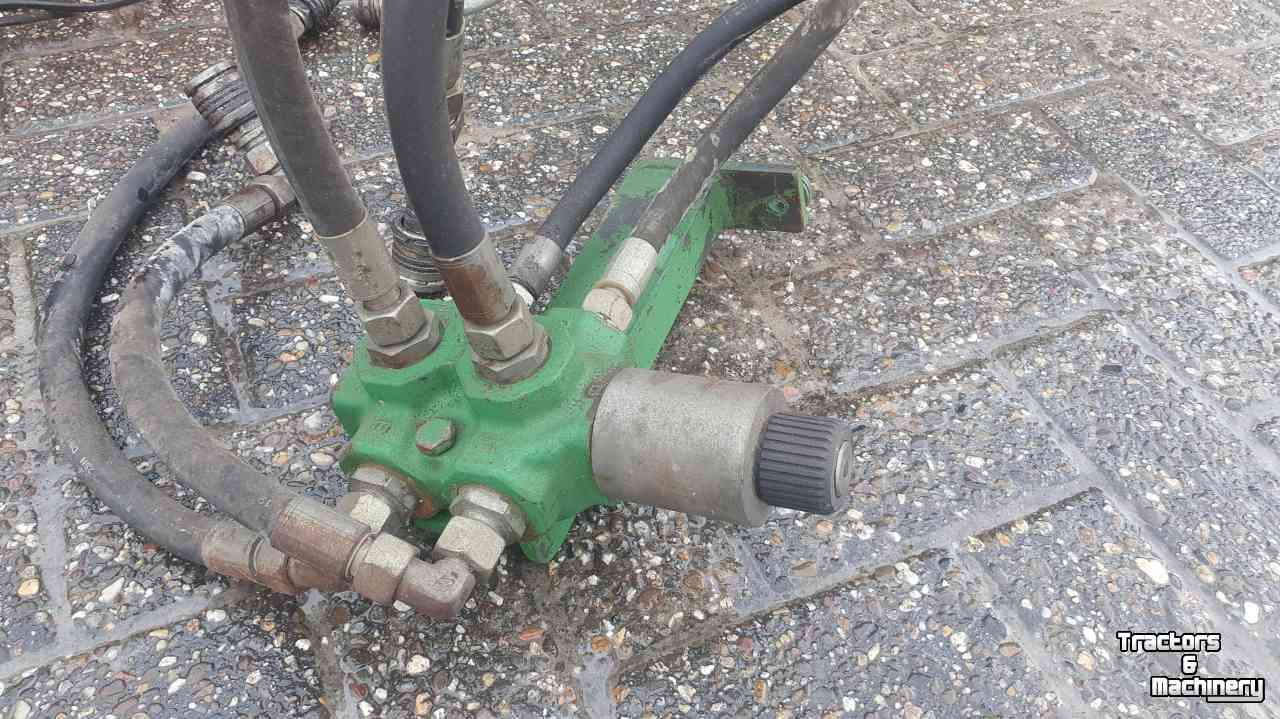 Other tractors and accessories  John Deere hydrauliek delen