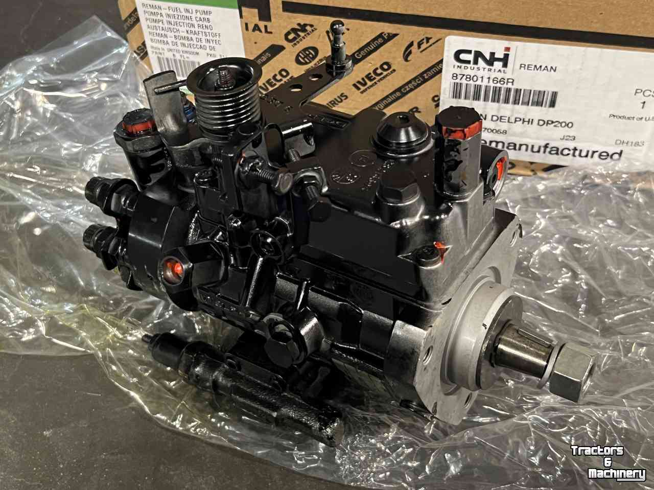 Tractor New Holland Brandstofpomp NEWH TB 120 Parts nr:87801166R