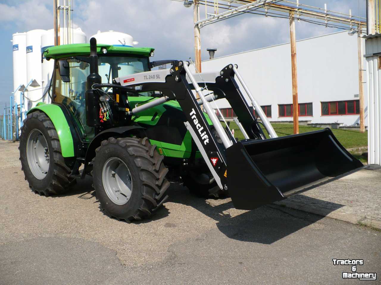 Front-end loader  Traclift voorlader frontlader John Deere Zetor New Holland Case Steyr Kubota Deutz Fahr