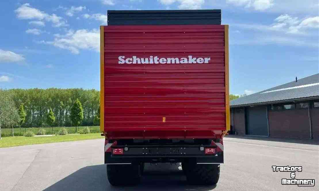Self-loading wagon Schuitemaker Rapide 660