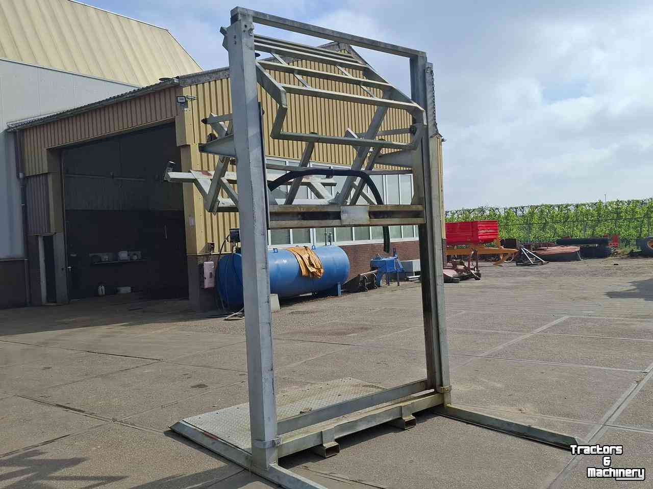 Bulk box tipper  Stationaire kistenkantelaar / kisten-kantelaar / kantelaar mechanisch