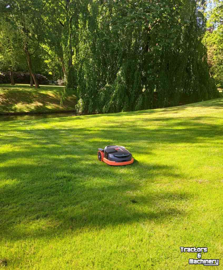 Ride-on mower Segway NAVIMOW X SERIE