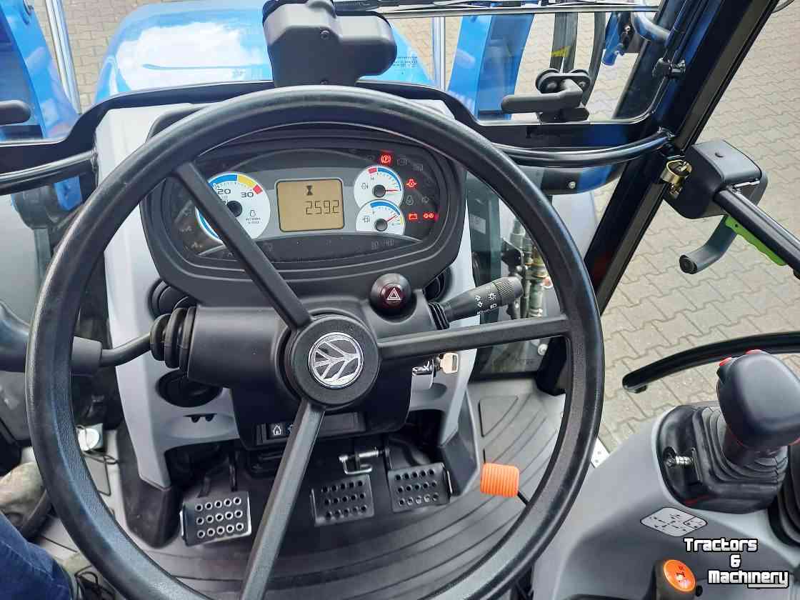 Tractor New Holland T4.55 + frontlader