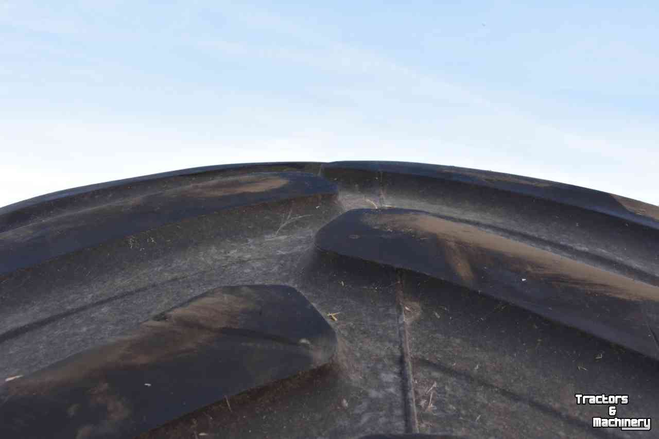 Wheels, Tyres, Rims & Dual spacers Firestone 800/70 R38