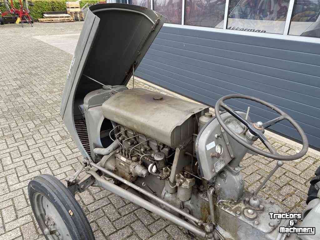 Oldtimers Ferguson TEF Oldtimer Tractor