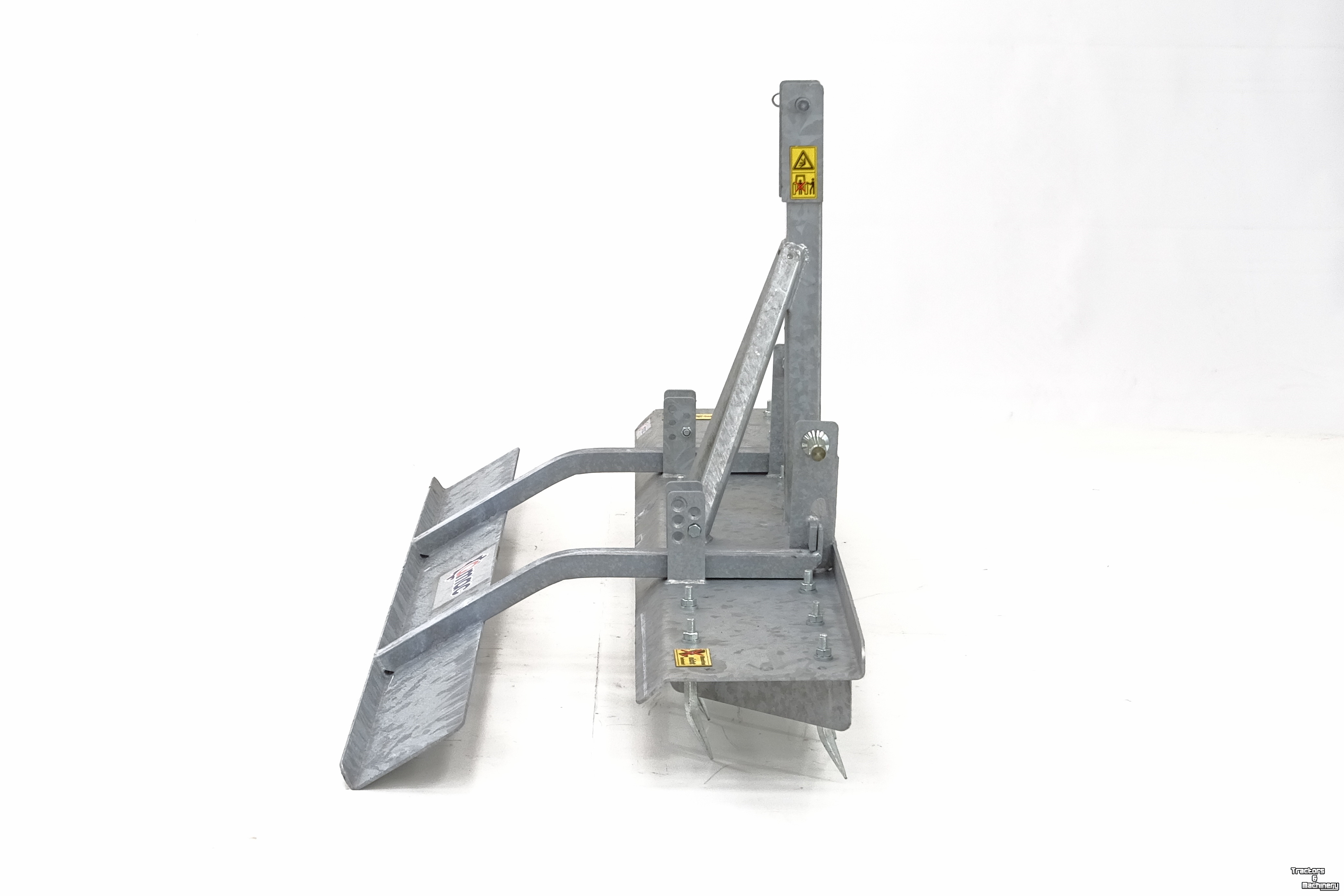 Arena Leveller Qmac MV200 Manegevlakker met drukplaat