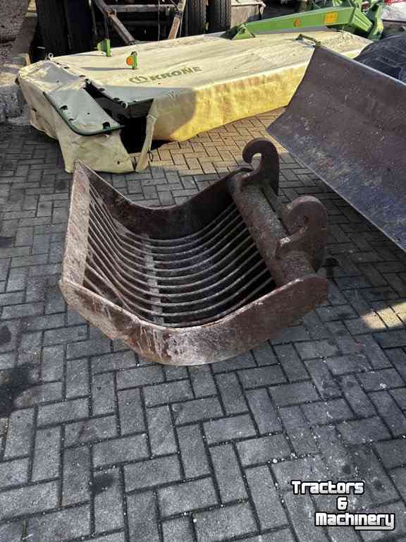 Excavator mobile Liebherr 900