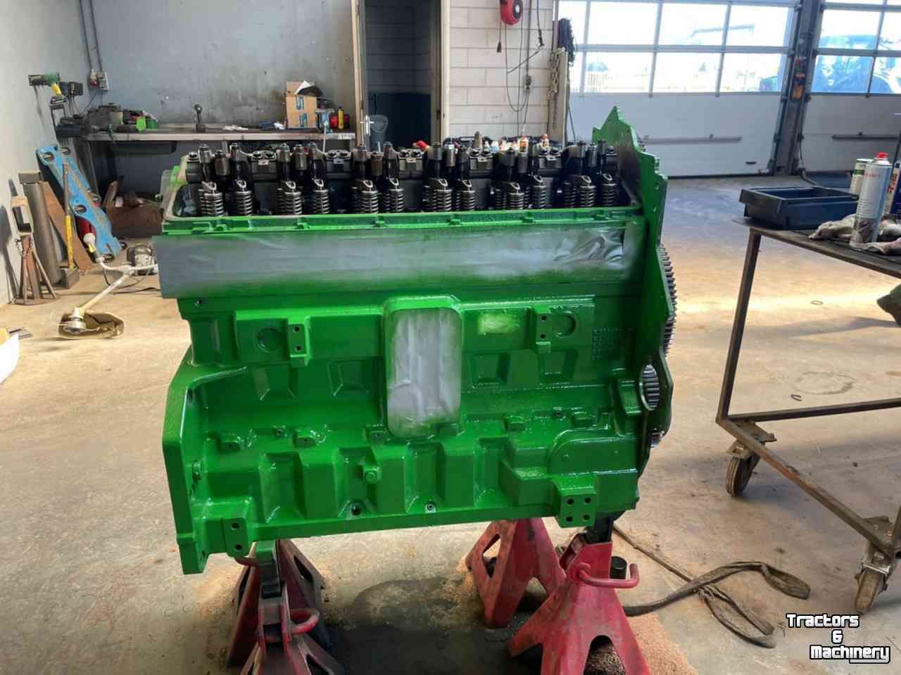 Used parts for forage harvesters John Deere JD6135 Reman motor