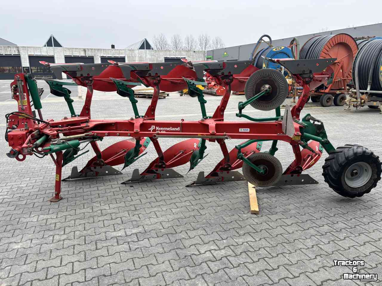 Ploughs Kverneland Kverneland LB 100-200-4 schaar ploeg