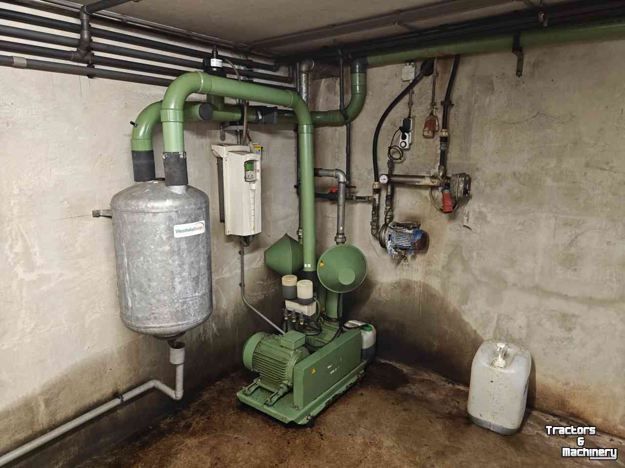 Milking installation GEA 2X12 RAPID EXIT