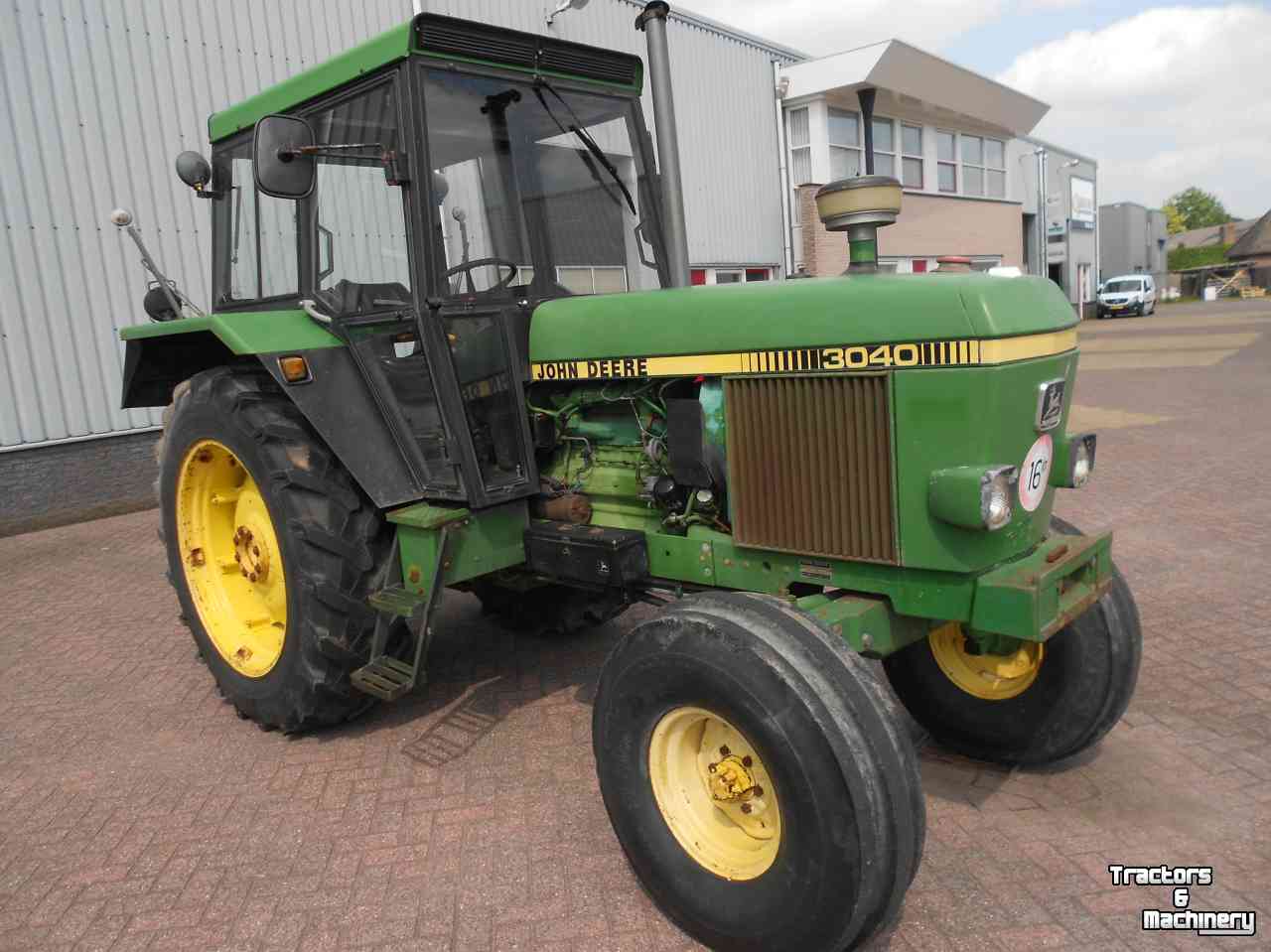 Tractor John Deere 3040