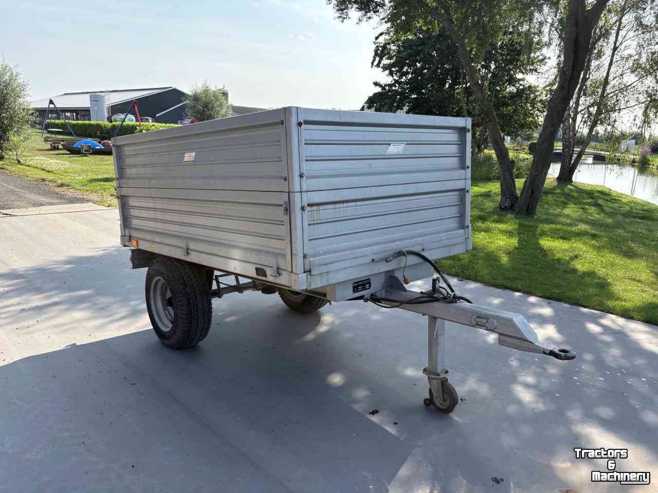 Dumptrailer Veenhuis 2500 Kipper