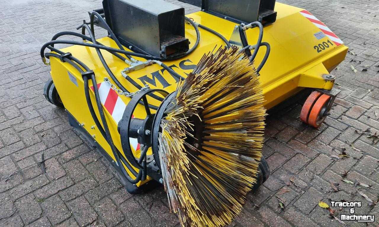 Sweeper  MTS Bezem Veegmachine