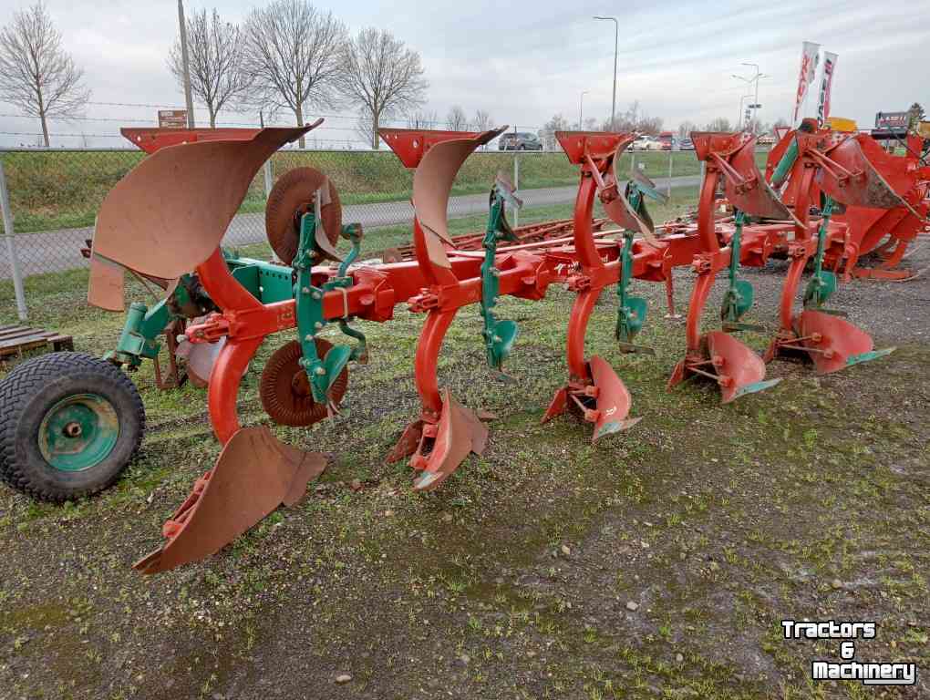Ploughs Kverneland EG100-300-5, ploeg, plough