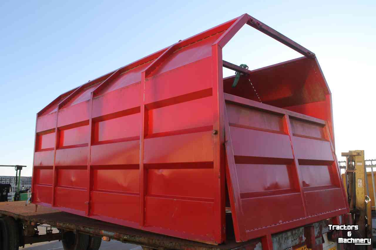 Woodchip trailer VGM Houtsnipperopbouw voor VGM Whitney ZK10 kipper kipwagen