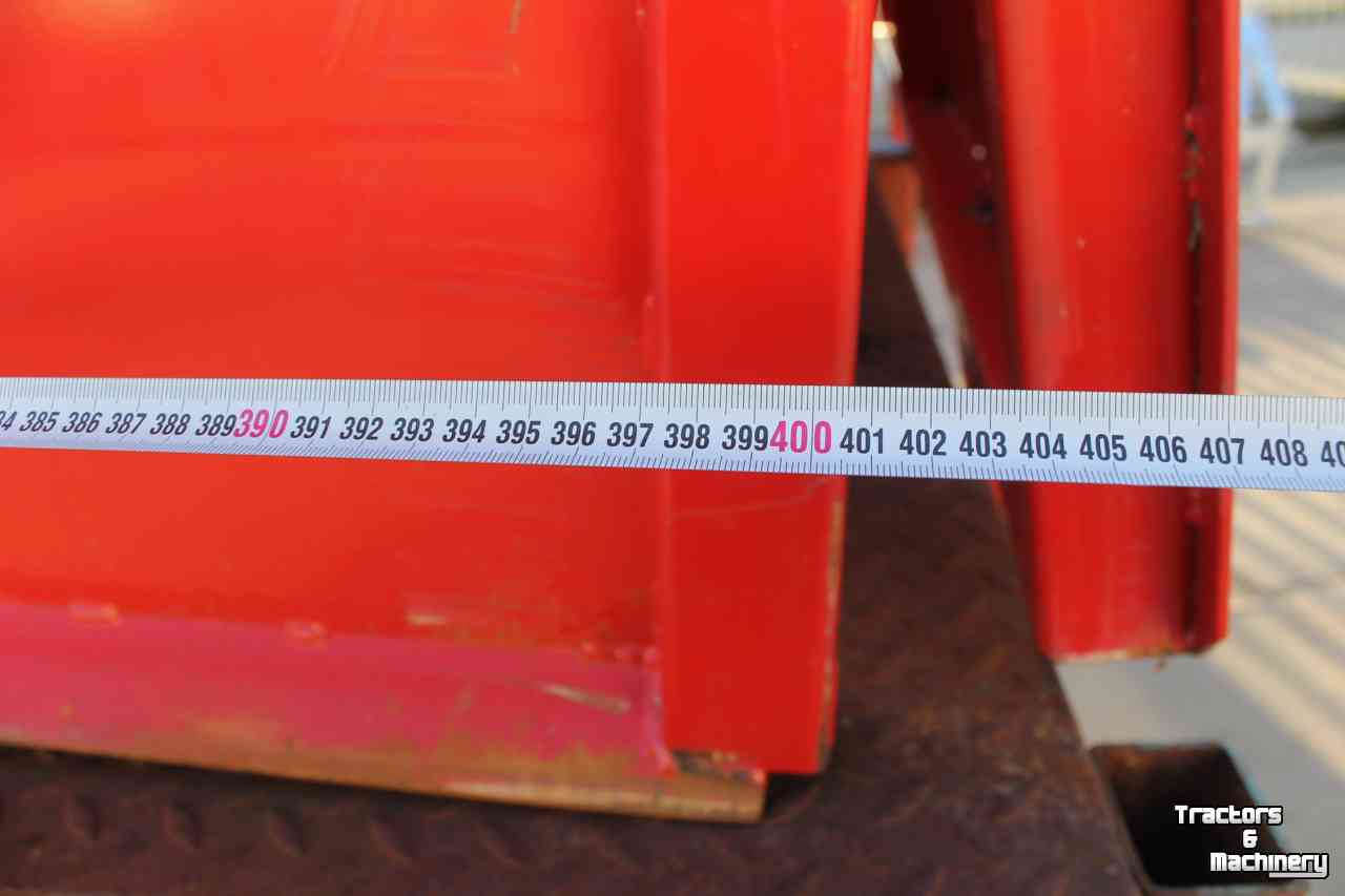 Woodchip trailer VGM Houtsnipperopbouw voor VGM Whitney ZK10 kipper kipwagen
