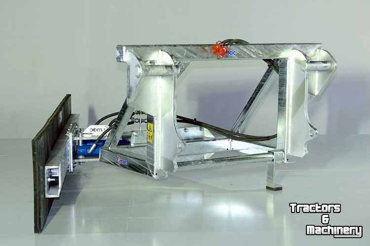 Manure scraper Qmac Module Mestschuif met rubbermat Mailleux aanbouw
