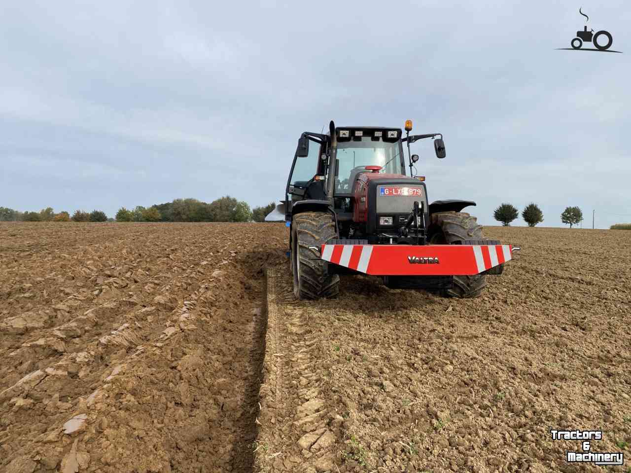 Front-bumper Valtra Valmet Trekkerbumper