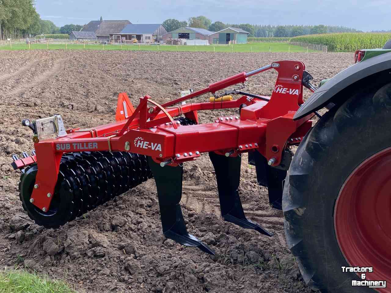 Deep subsoiler He-Va Sub Tiller