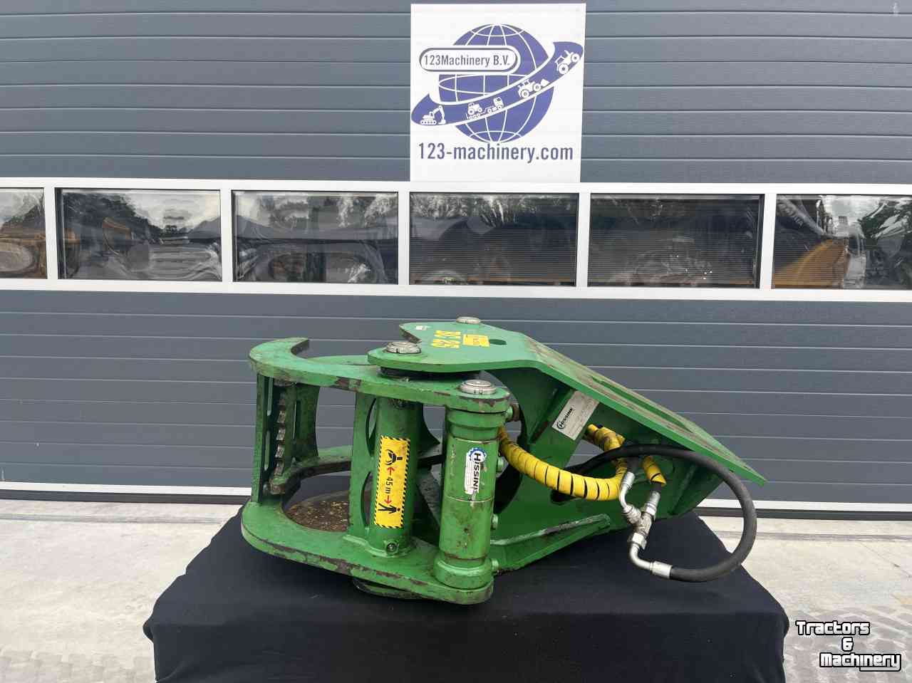 Treecutters Farmax Hissink BC25 bomenknipper