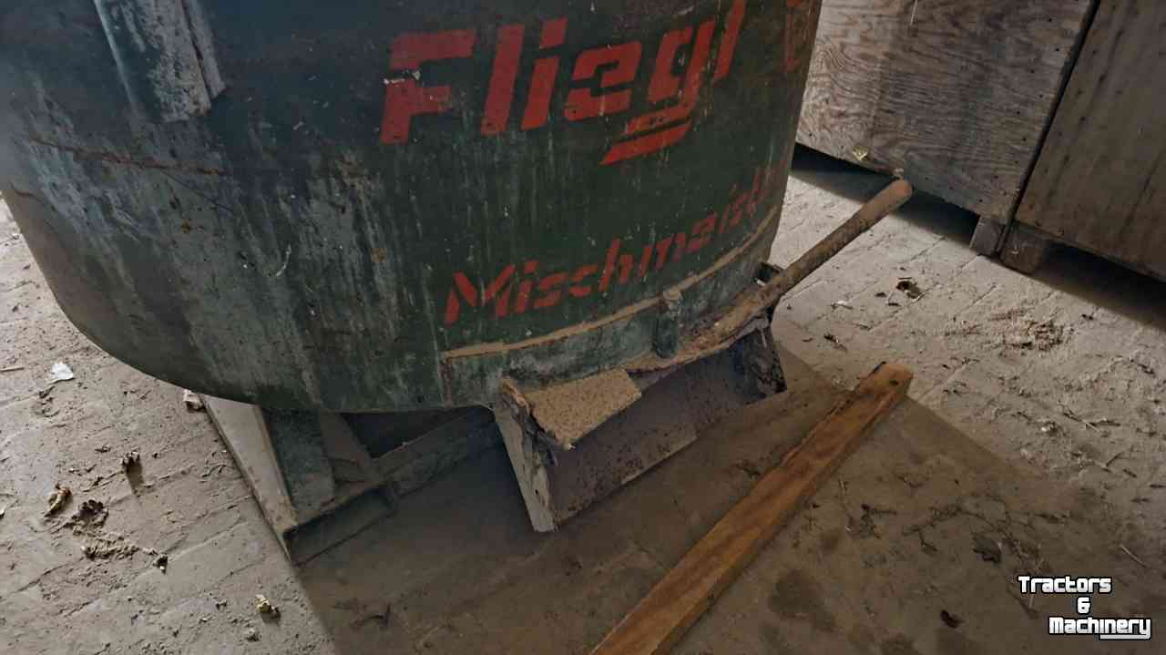 Other earthmoving and heavy equipment and accessories Fliegl 802 SS