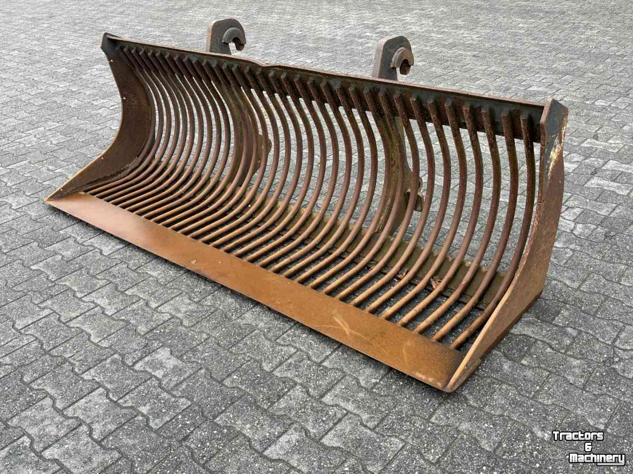 Skeleton buckets Hekamp Puinriek shovel 250 cm breed Volvo ophanging