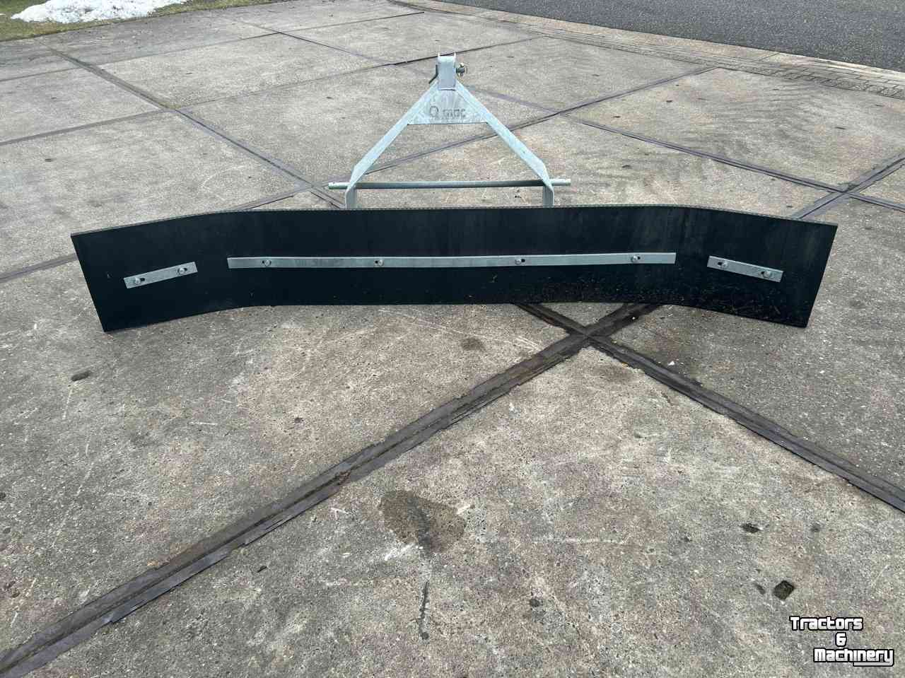 Rubber yard scraper Qmac Rubberschuif RSTL270