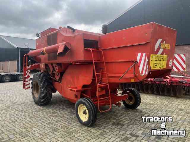 Combine Laverda m 120