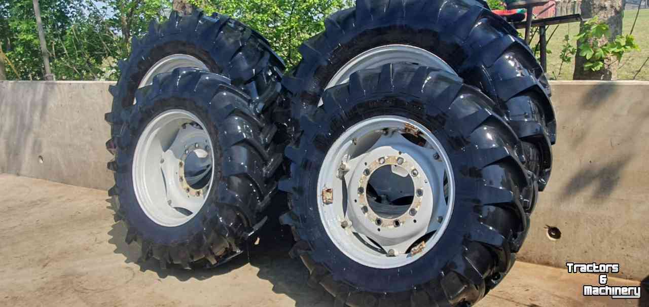 Wheels, Tyres, Rims & Dual spacers Michelin 18.4 R38 en 14.9 R28