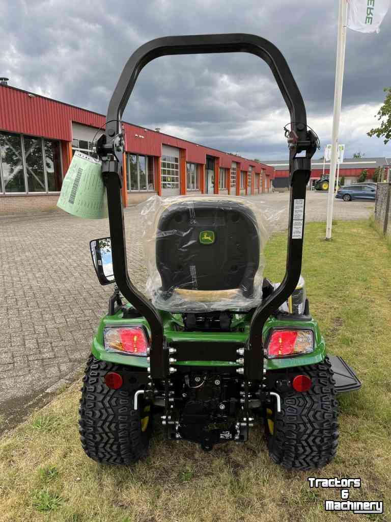 Ride-on mower John Deere X949