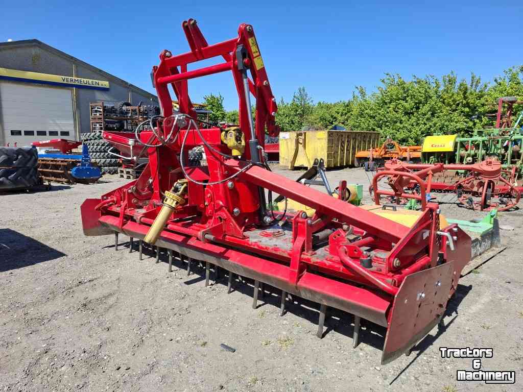 Rotary Harrow Tulip 300-35 met pakkerwals en hydr. hef.