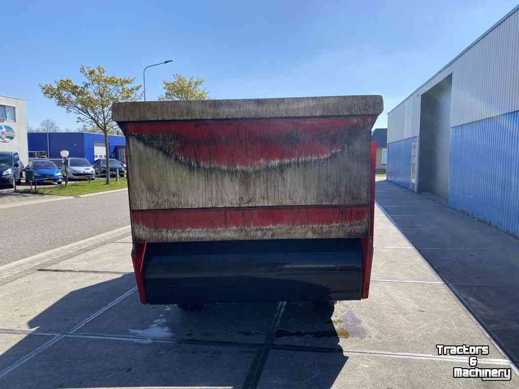 Silage-block distribution wagon Schuitemaker AMIGO 30S Blokkendoseerwagen