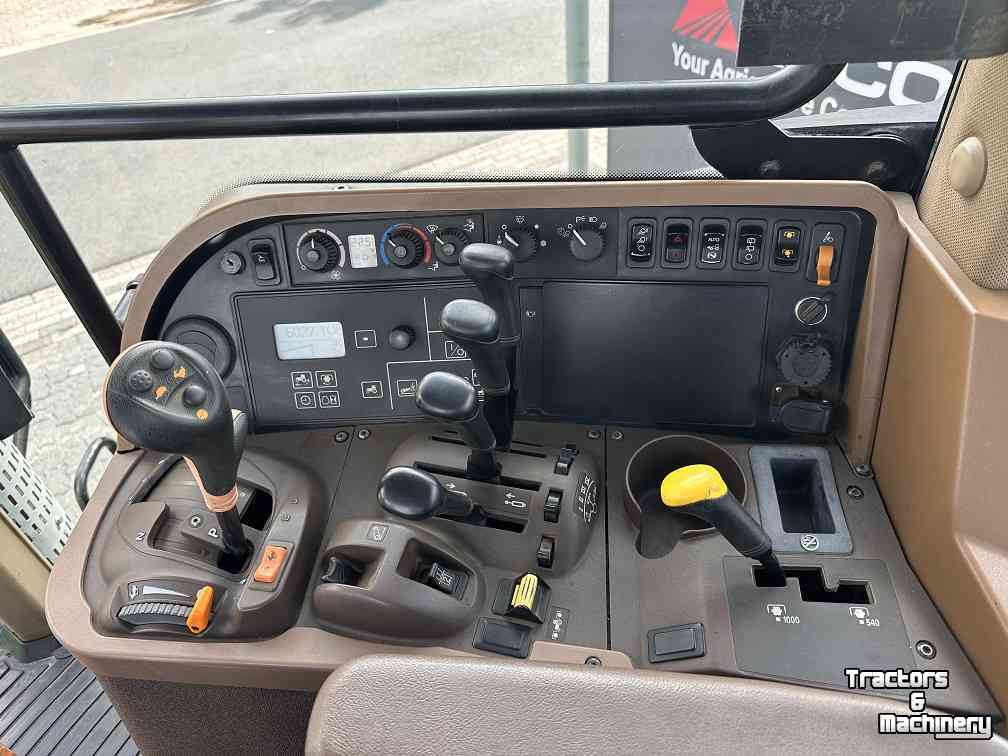 Tractor John Deere 7930