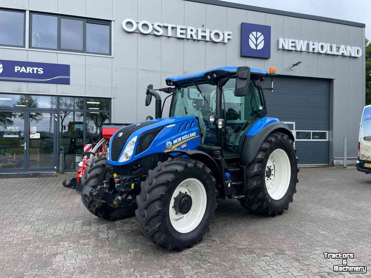 Tractor New Holland T5.110 autocommand