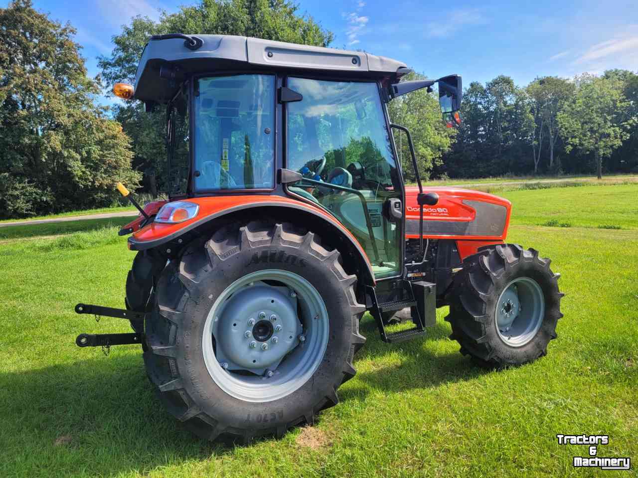 Tractor Same Same Dorado Natural 80