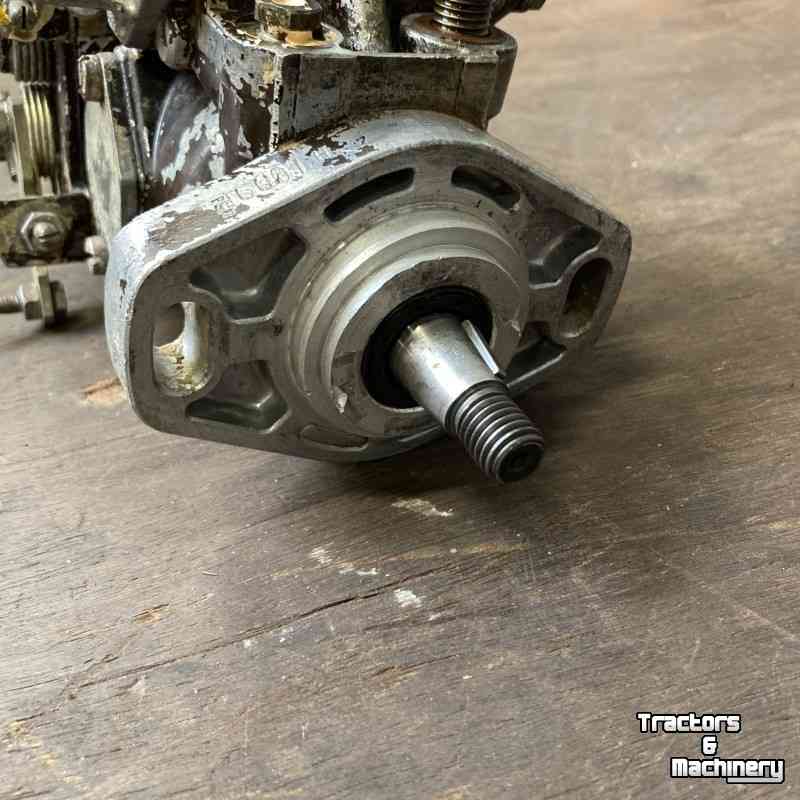 Engine Fiat-Agri 771213 Injectiepomp
