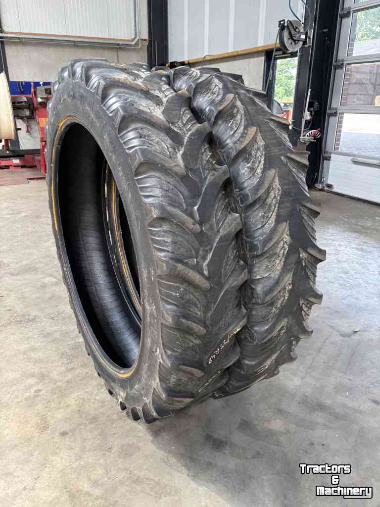 Wheels, Tyres, Rims & Dual spacers Taurus 340/85R48