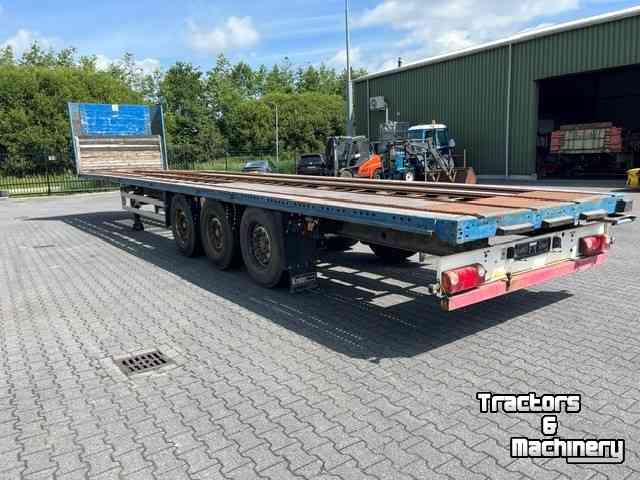Truckwagon Schmitz Cargobull, Fruehauf container chassis, LAG container chassis / kipper