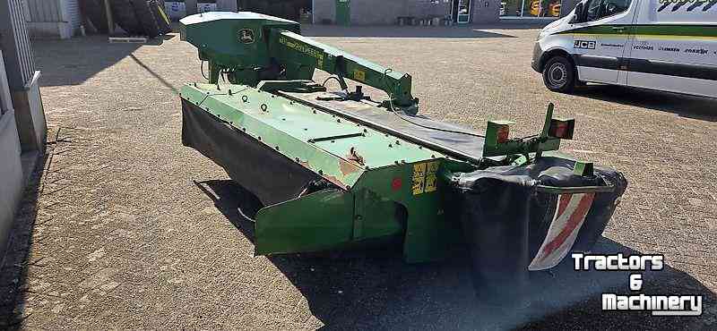Mower John Deere 331