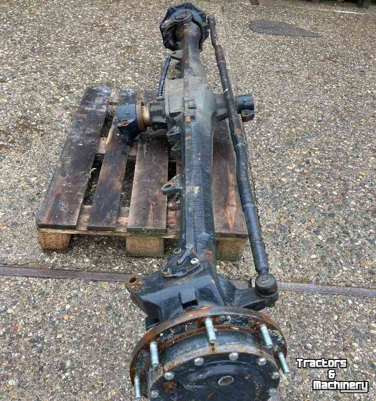 Used parts for tractors New Holland Vooras Klasse 3
