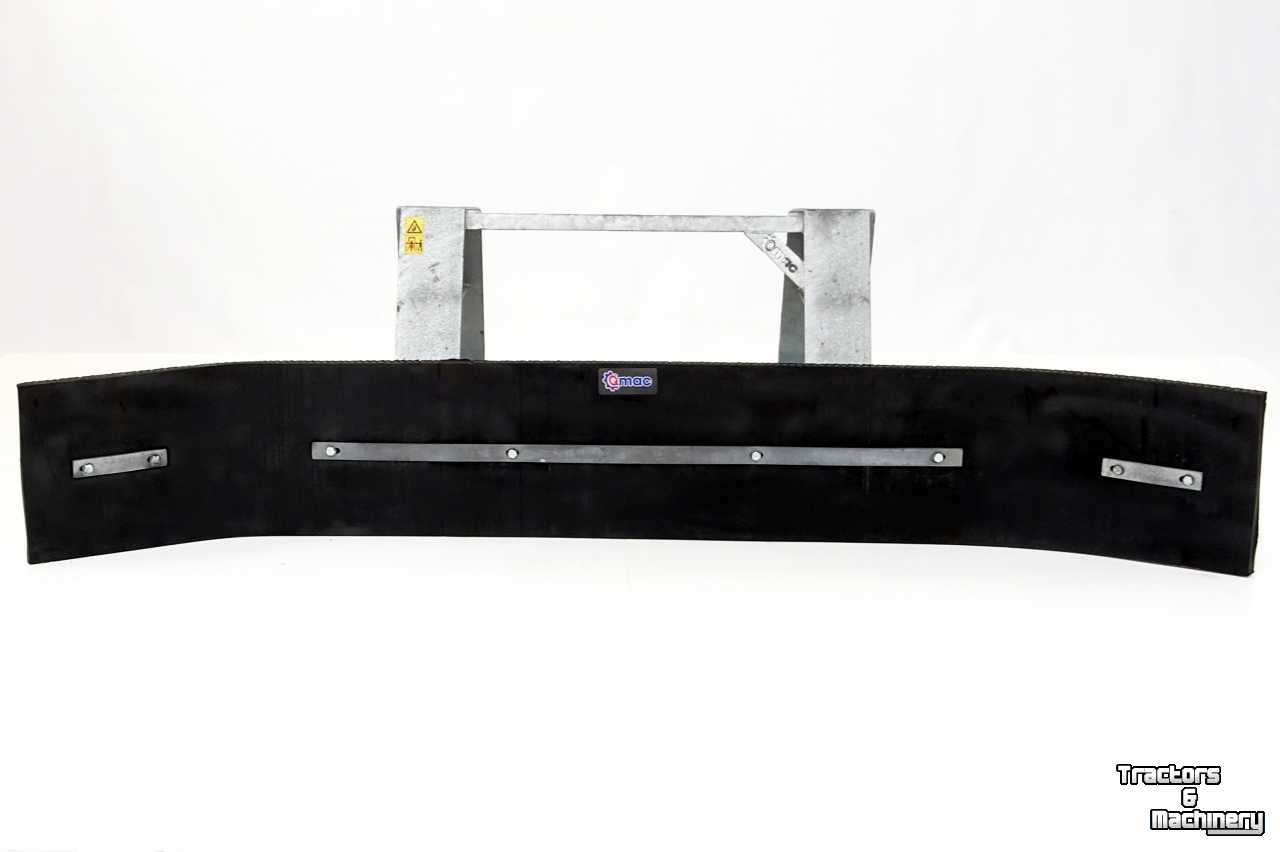 Rubber yard scraper Qmac Rubberschuif 270 met EURO aankoppeling Erfschuif / Modderschuif /