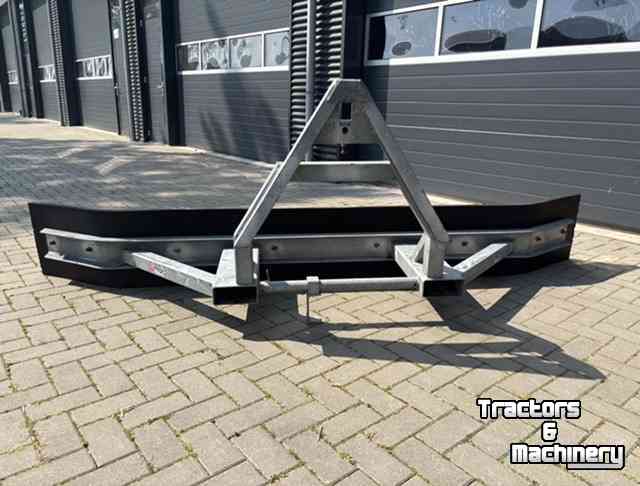 Rubber yard scraper Qmac Rubber schuif