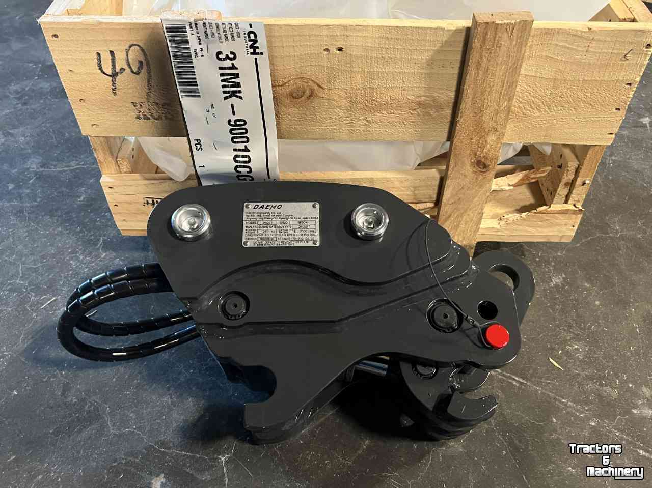 Mini-Excavator New Holland New Holland E30C Case CX30  Snelwissel -DAEMO DMQ27 parts nr:31MK-90010CG