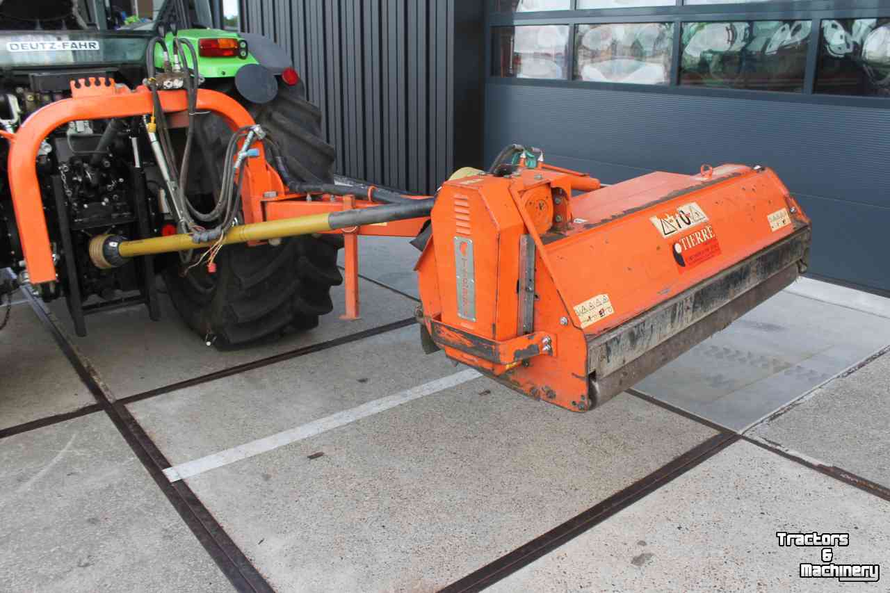 Flail mower Tierre TCL Junior 140 Verstekklepelmaaier verstek klepelmaaier