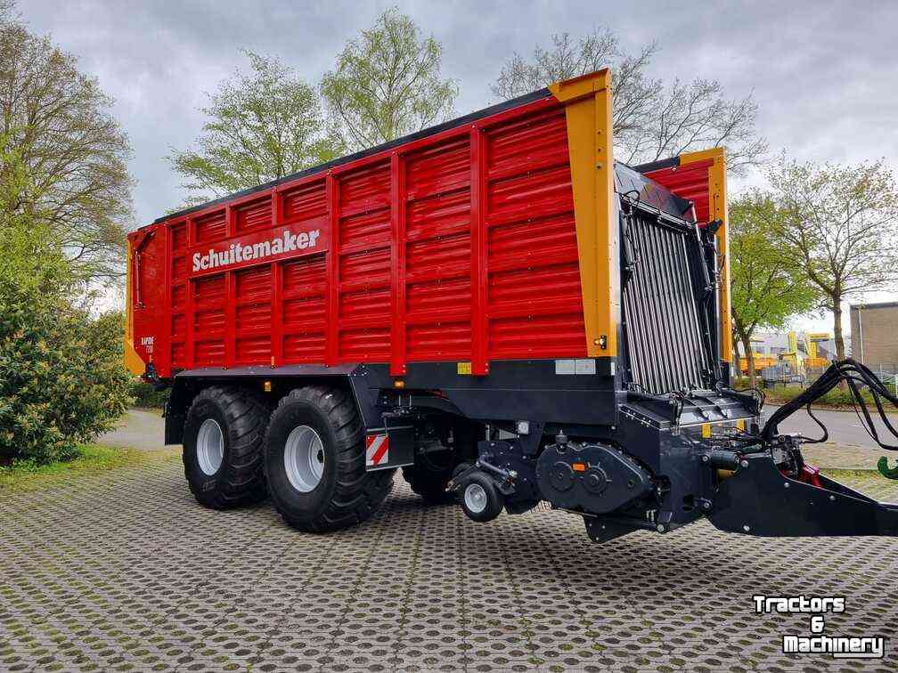 Self-loading wagon Schuitemaker Rapide 7200 opraapwagen