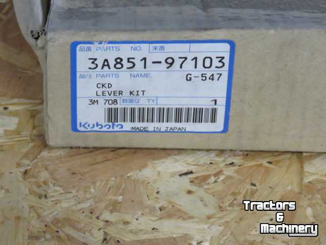 Used parts for tractors Kubota heel veel NIEUWE opbouw onderdelen