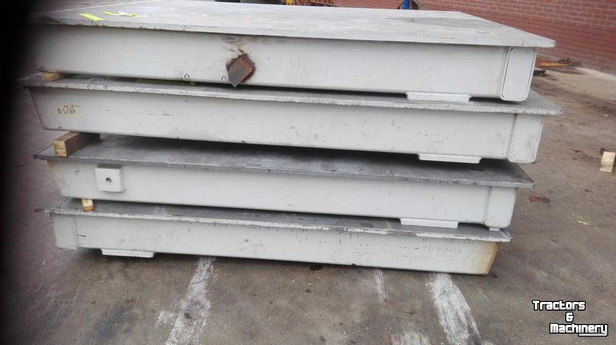 Worktable  Stalen gevlakte platen geschikt voor werktafel