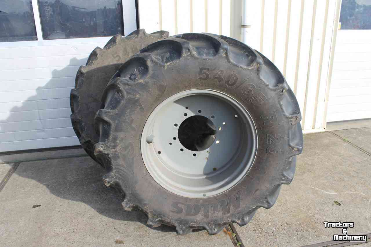 Wheels, Tyres, Rims & Dual spacers Mitas 540/65R28 SFT Super Flexion Tire voorbanden velgen trekkerbanden wielen 10-gaats tractorbanden