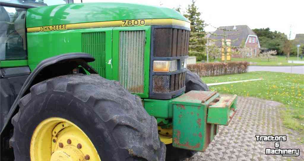 Tractors John Deere 7600 Tractor